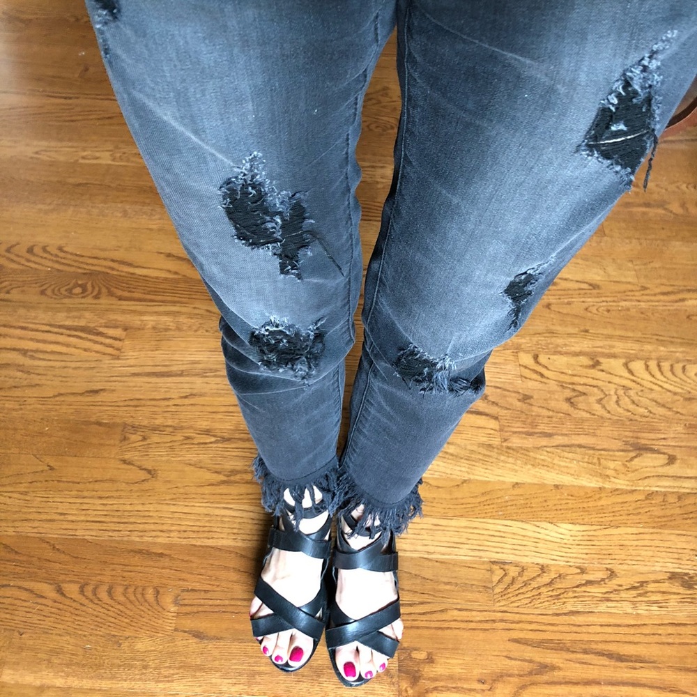 Romeo & Juliet Couture Black Jeans EUC